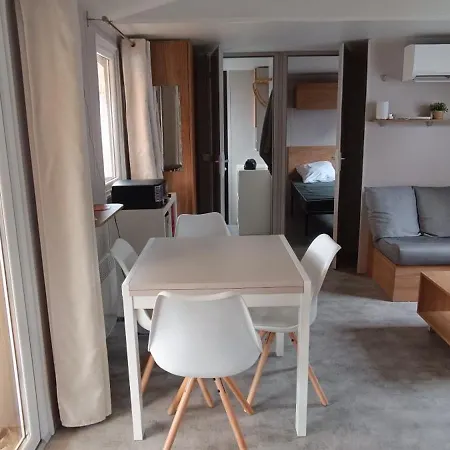 キャンプ場 Mobil Chez Thierry Et Vero